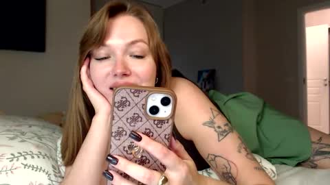 Snapshot of foxxycindy chatting on 10/06/25, 07:44 Cindy online show from 10/06/25, 07:44