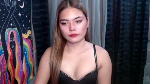 Snapshot of foxxypennyx chatting on 11/20/25, 07:30 Cheska online show from 11/20/25, 07:30