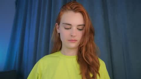 Snapshot of foxy_cute4you chatting on 05/09/26, 06:35 Eva online show from 05/09/26, 06:35