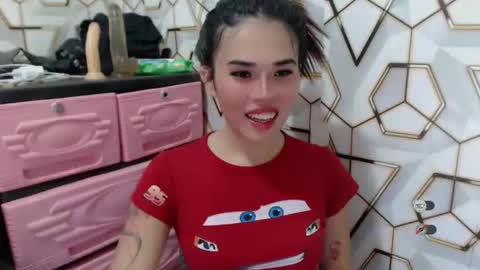 foxy_lei online show from 04/04/26, 09:29