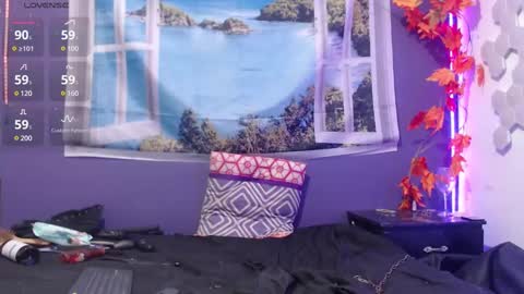 Snapshot of foxy_pet2 chatting on 12/27/24, 04:58 my name is Sofhia but you can call me any name you like Sir online show from 12/27/24, 04:58