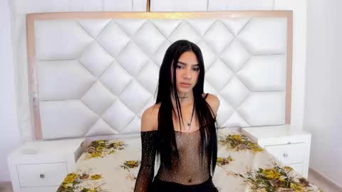 foxyhillx online show from 11/05/25, 08:53