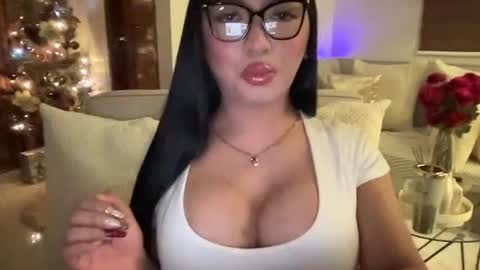 Snapshot of foxyluscious chatting on 12/10/24, 09:33 Ms Celeste Anne online show from 12/10/24, 09:33