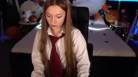 Maya online show from 11/01/25, 09:28