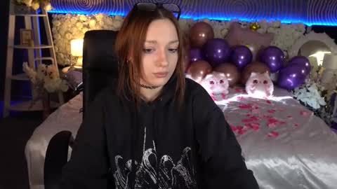 Maya online show from 02/10/26, 01:48