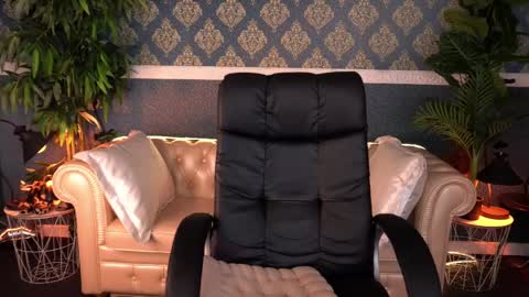 Maya online show from 05/01/26, 03:38