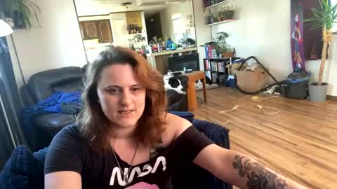 Aleu Fox online show from 04/28/26, 02:55