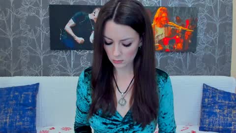 Snapshot of foxyx1 chatting on 01/03/25, 01:47 Foxy online show from 01/03/25, 01:47