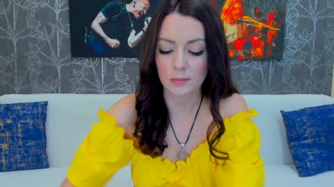 Snapshot of foxyx1 chatting on 01/12/25, 03:36 Foxy online show from 01/12/25, 03:36
