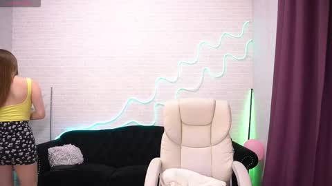 Kate online show from 10/01/25, 01:17