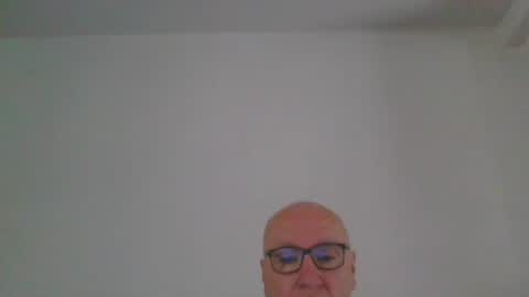 Snapshot of fra94 chatting on 06/07/26, 12:31 fra94 online show from 06/07/26, 12:31