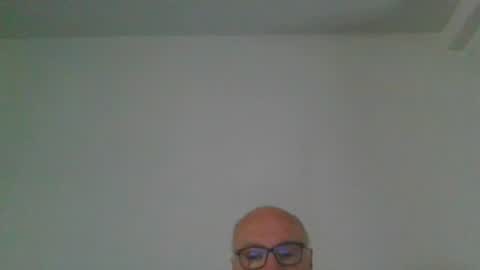 Snapshot of fra94 chatting on 06/27/26, 12:22 fra94 online show from 06/27/26, 12:22