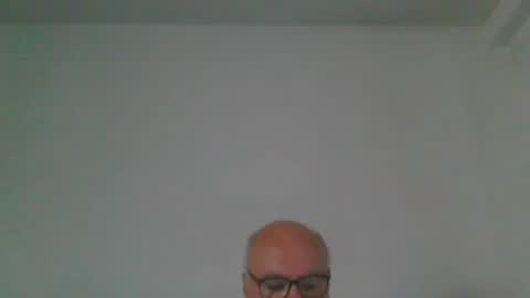 Snapshot of fra94 chatting on 07/06/26, 12:46 fra94 online show from 07/06/26, 12:46
