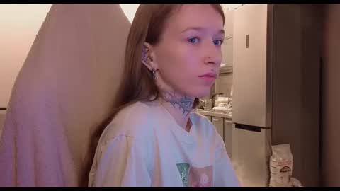 fran_bow online show from 11/24/25, 09:42