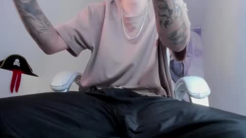 Fran online show from 03/07/26, 04:20