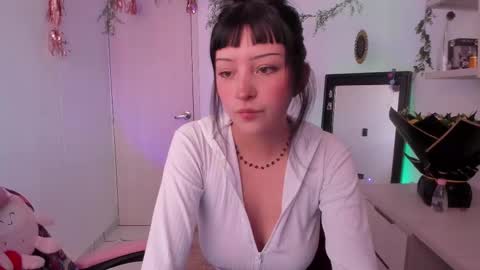 Snapshot of francesca_7 chatting on 02/21/25, 07:43 francesca_7 online show from 02/21/25, 07:43