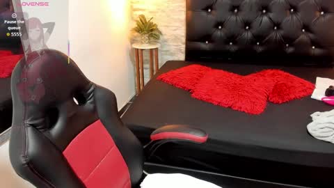          online show from 01/15/26, 02:38