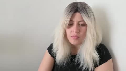 Snapshot of francescaasmith chatting on 09/24/25, 06:22 Francesca online show from 09/24/25, 06:22