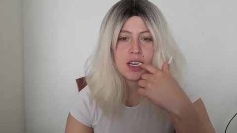 Francesca online show from 10/29/25, 05:47