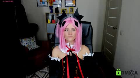 Fran online show from 10/26/25, 02:34