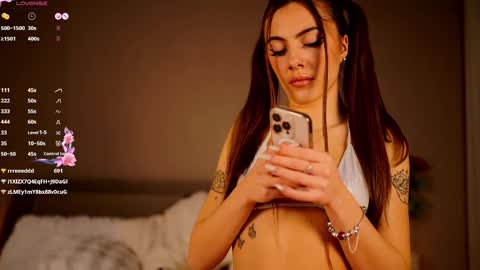 Snapshot of francescanappi chatting on 02/16/25, 05:59 Franci online show from 02/16/25, 05:59