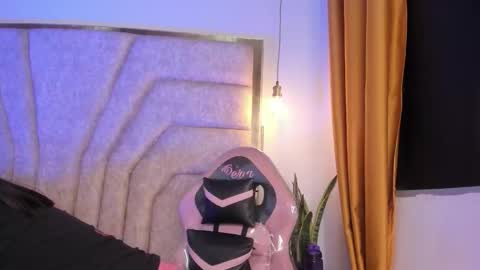 francheska121 online show from 11/09/25, 01:31