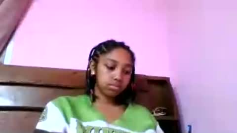 Snapshot of francia333068 chatting on 07/18/26, 05:06 francia333068 online show from 07/18/26, 05:06