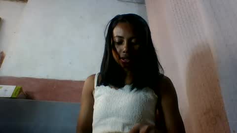 Snapshot of francine1507 chatting on 06/12/26, 06:23 francine1507 online show from 06/12/26, 06:23