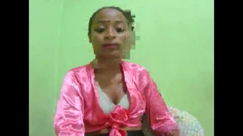 Snapshot of francine925426 chatting on 04/04/26, 07:22 francine925426 online show from 04/04/26, 07:22