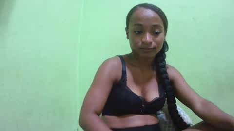 Snapshot of francine925426 chatting on 04/09/26, 08:47 francine925426 online show from 04/09/26, 08:47