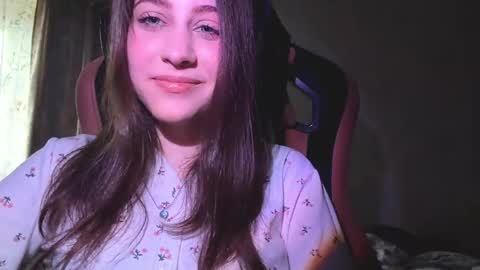 Snapshot of francinekalchik chatting on 04/06/26, 10:38 Mary online show from 04/06/26, 10:38