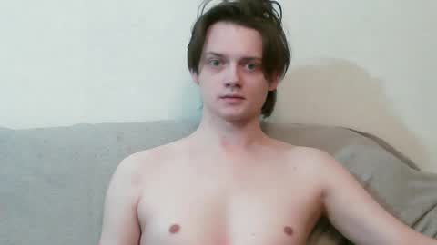 Snapshot of francisgray chatting on 03/16/26, 05:44 Frank online show from 03/16/26, 05:44