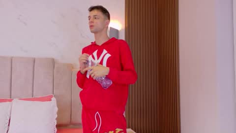 Franco online show from 11/10/25, 03:44