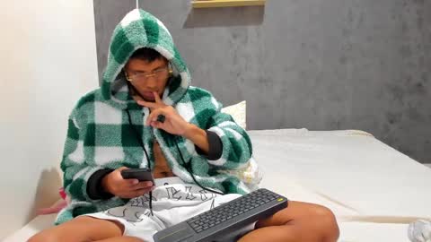 Snapshot of franco_demons_ chatting on 12/15/24, 10:07 Franco online show from 12/15/24, 10:07