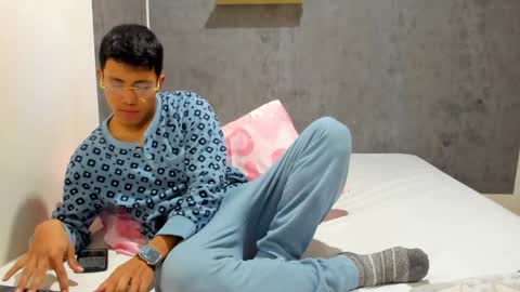 Snapshot of franco_demons_ chatting on 12/24/24, 10:11 Franco online show from 12/24/24, 10:11