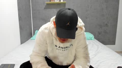 Snapshot of franco_demons_ chatting on 01/26/25, 06:17 Franco online show from 01/26/25, 06:17