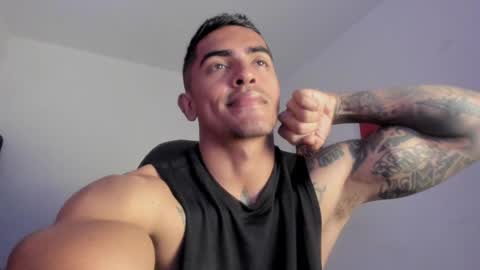 Snapshot of franco_ruiz_ chatting on 03/22/26, 03:59 franco online show from 03/22/26, 03:59