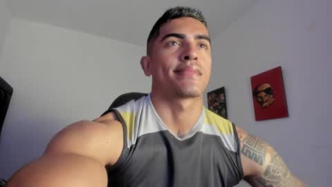 Snapshot of franco_ruiz_ chatting on 04/12/26, 03:17 franco online show from 04/12/26, 03:17