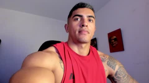 Snapshot of franco_ruiz_ chatting on 07/04/26, 11:44 franco online show from 07/04/26, 11:44