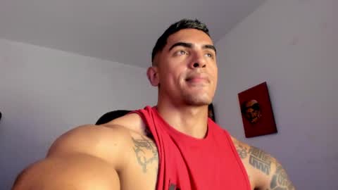 Snapshot of franco_ruiz_ chatting on 07/15/26, 01:33 franco online show from 07/15/26, 01:33