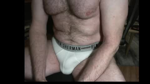Snapshot of francois4059 chatting on 04/14/26, 05:46 Franois online show from 04/14/26, 05:46
