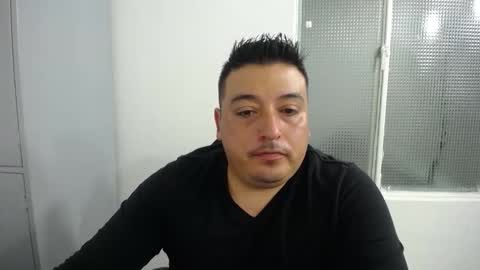 Juan online show from 11/26/25, 03:40