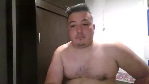 Snapshot of francoisroy chatting on 01/07/26, 02:58 Juan online show from 01/07/26, 02:58