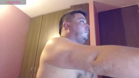 Snapshot of francoisroy chatting on 02/19/26, 12:06 Juan online show from 02/19/26, 12:06