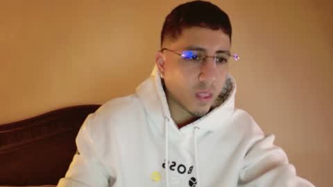 Snapshot of francopizano chatting on 07/14/26, 03:00 Francum online show from 07/14/26, 03:00