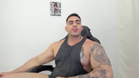 Snapshot of frank_foxx1 chatting on 02/04/26, 02:39 frank_foxx1 online show from 02/04/26, 02:39