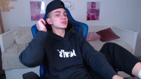 Frank online show from 12/26/24, 02:33