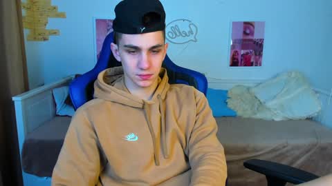 Frank online show from 02/08/25, 05:29