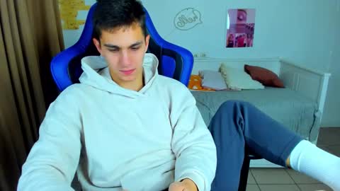 Frank online show from 10/07/25, 04:53