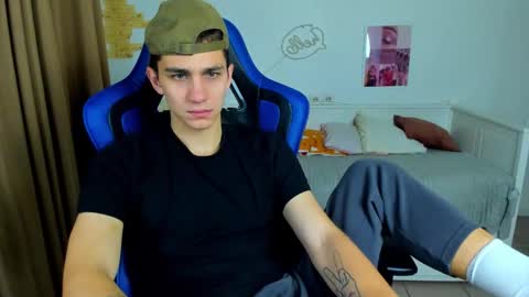 Frank online show from 10/17/25, 04:48